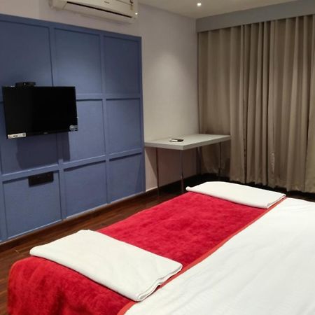 Hotel Balaji Central Ratlām Εξωτερικό φωτογραφία