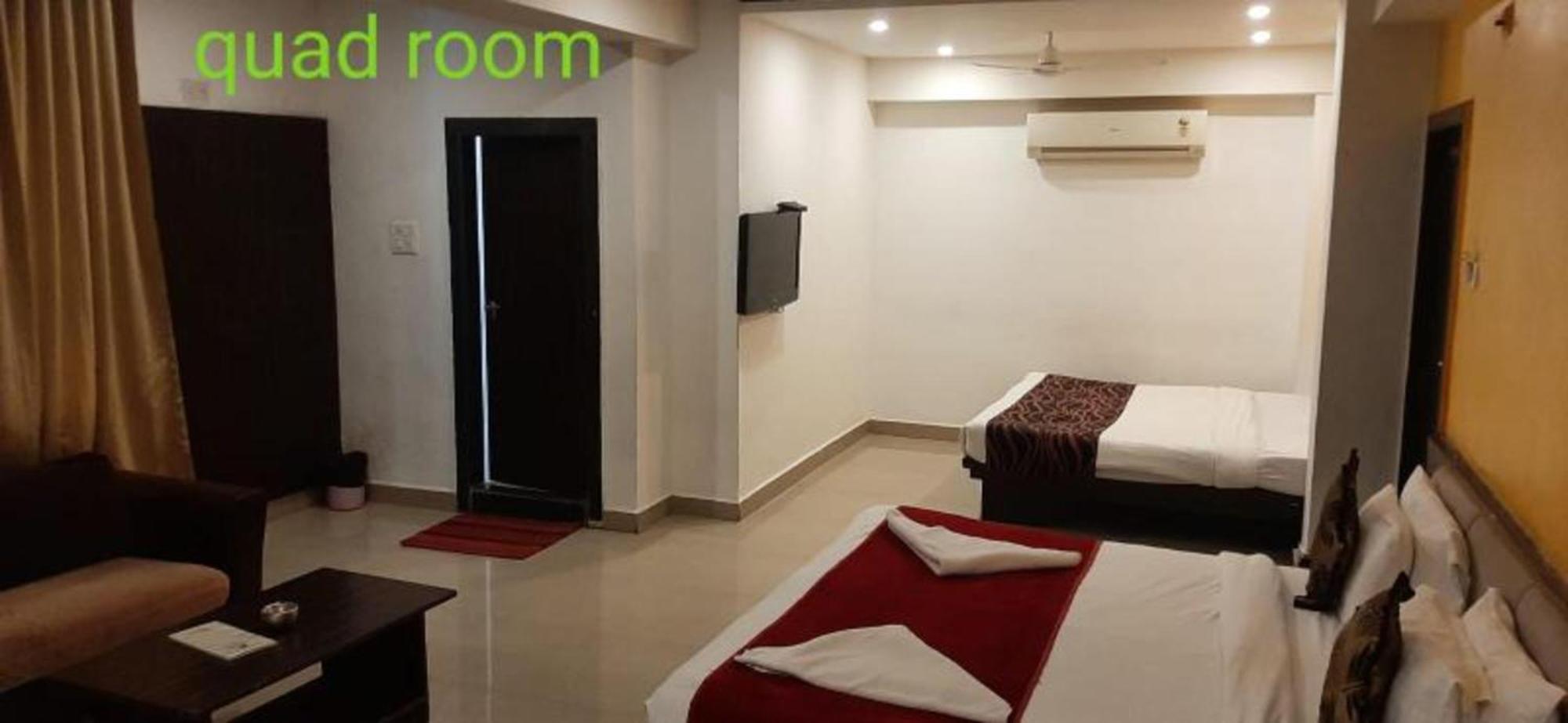 Hotel Balaji Central Ratlām Εξωτερικό φωτογραφία