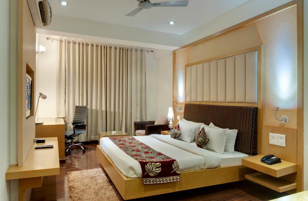 Hotel Balaji Central Ratlām Δωμάτιο φωτογραφία