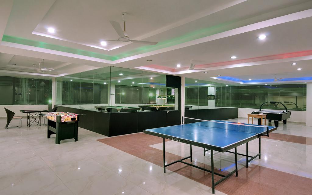 Hotel Balaji Central Ratlām Εξωτερικό φωτογραφία